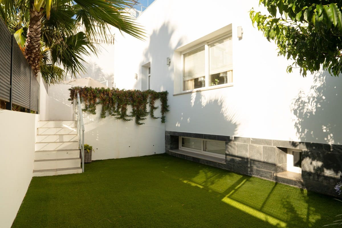 5 chambre Villa/Maison à vendre à Torrenueva avec piscine garage - 1 795 000 € (Ref: 9946537)