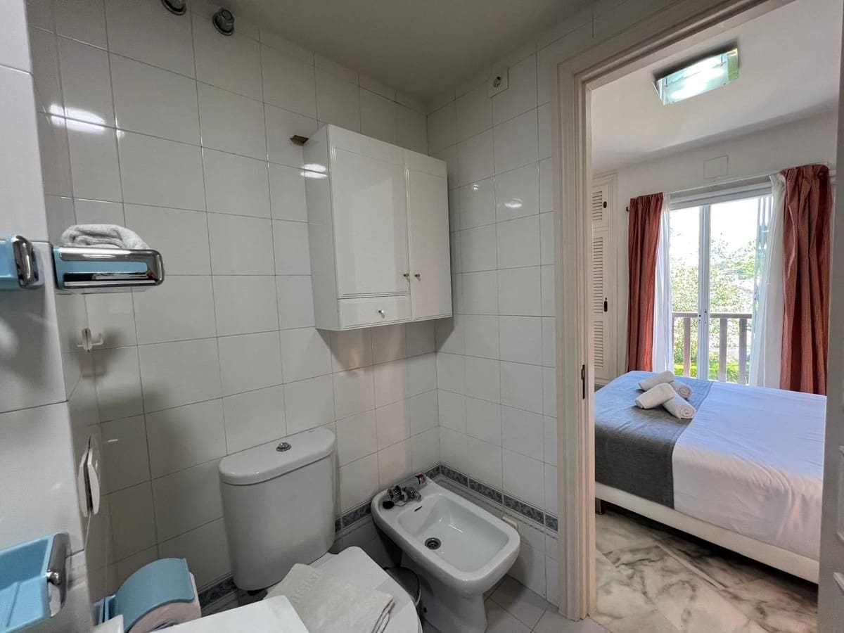 2 Zimmer Apartment zu verkaufen in Elviria mit Pool Garage - 435.000 € (Ref: 9948306)