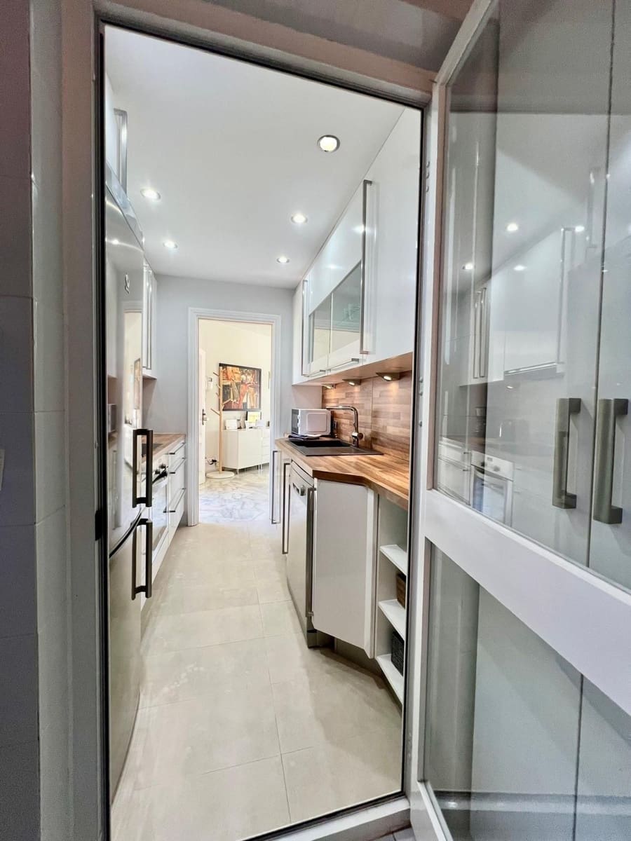 2 Zimmer Apartment zu verkaufen in Elviria mit Pool Garage - 435.000 € (Ref: 9948306)