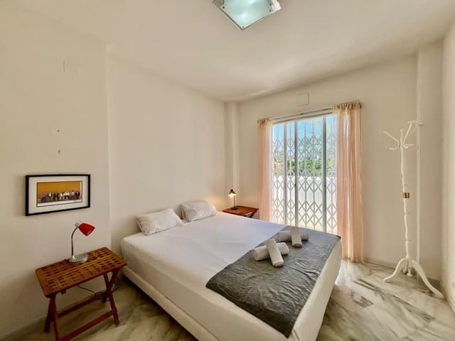 2 makuuhuone Huoneisto myytävänä paikassa Elviria, Marbella mukana uima-altaan 
autotalli - 435 000 € (Ref: 9948306)