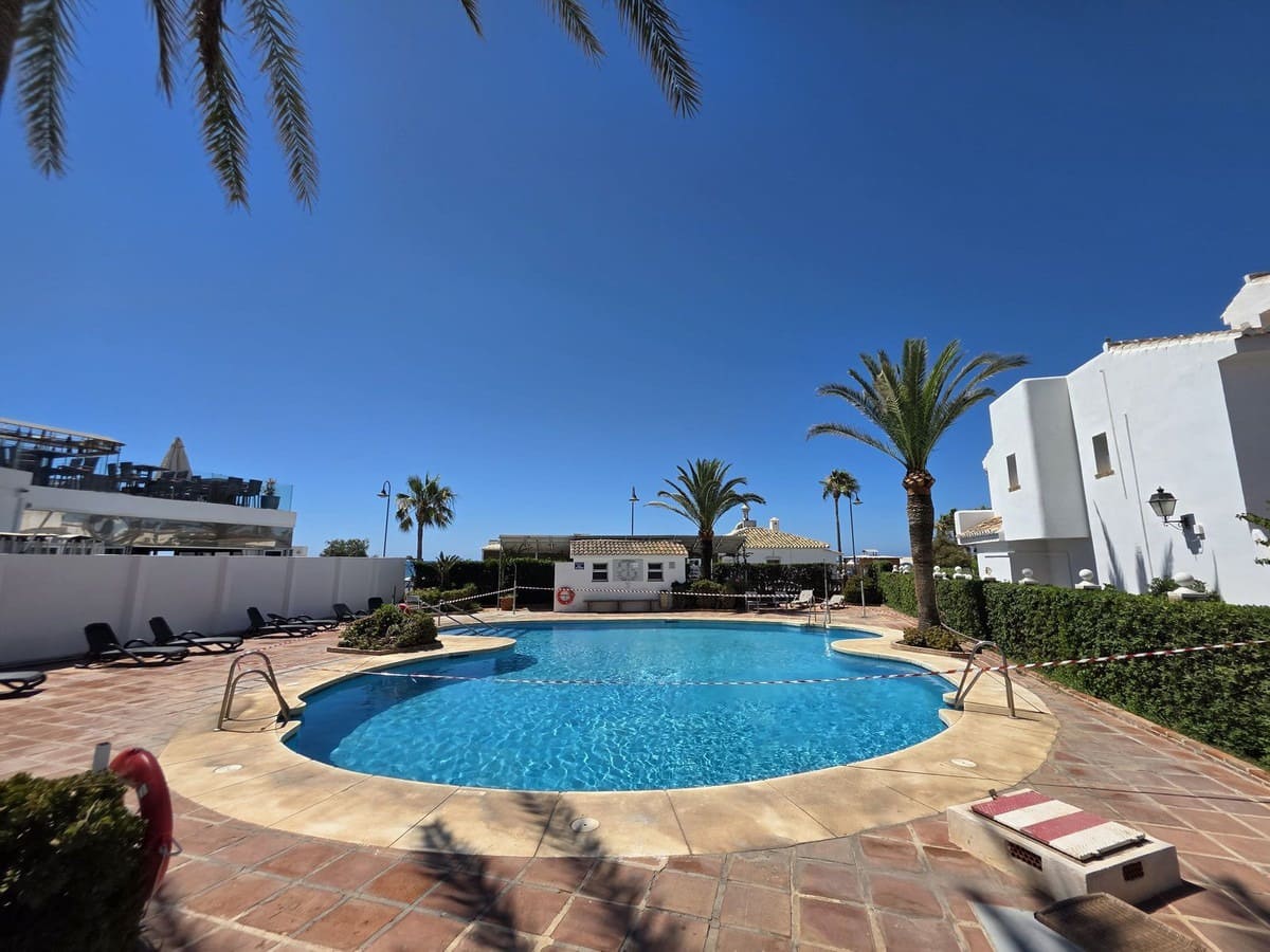 3 chambre Maison de Ville à vendre à La Cala de Mijas avec piscine - 925 000 € (Ref: 9948307)