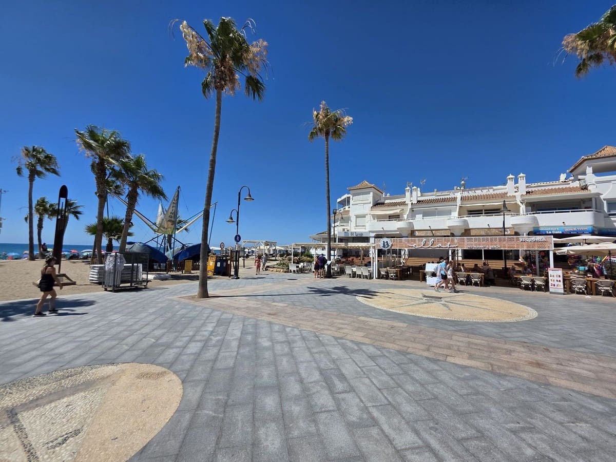 3 chambre Maison de Ville à vendre à La Cala de Mijas avec piscine - 925 000 € (Ref: 9948307)