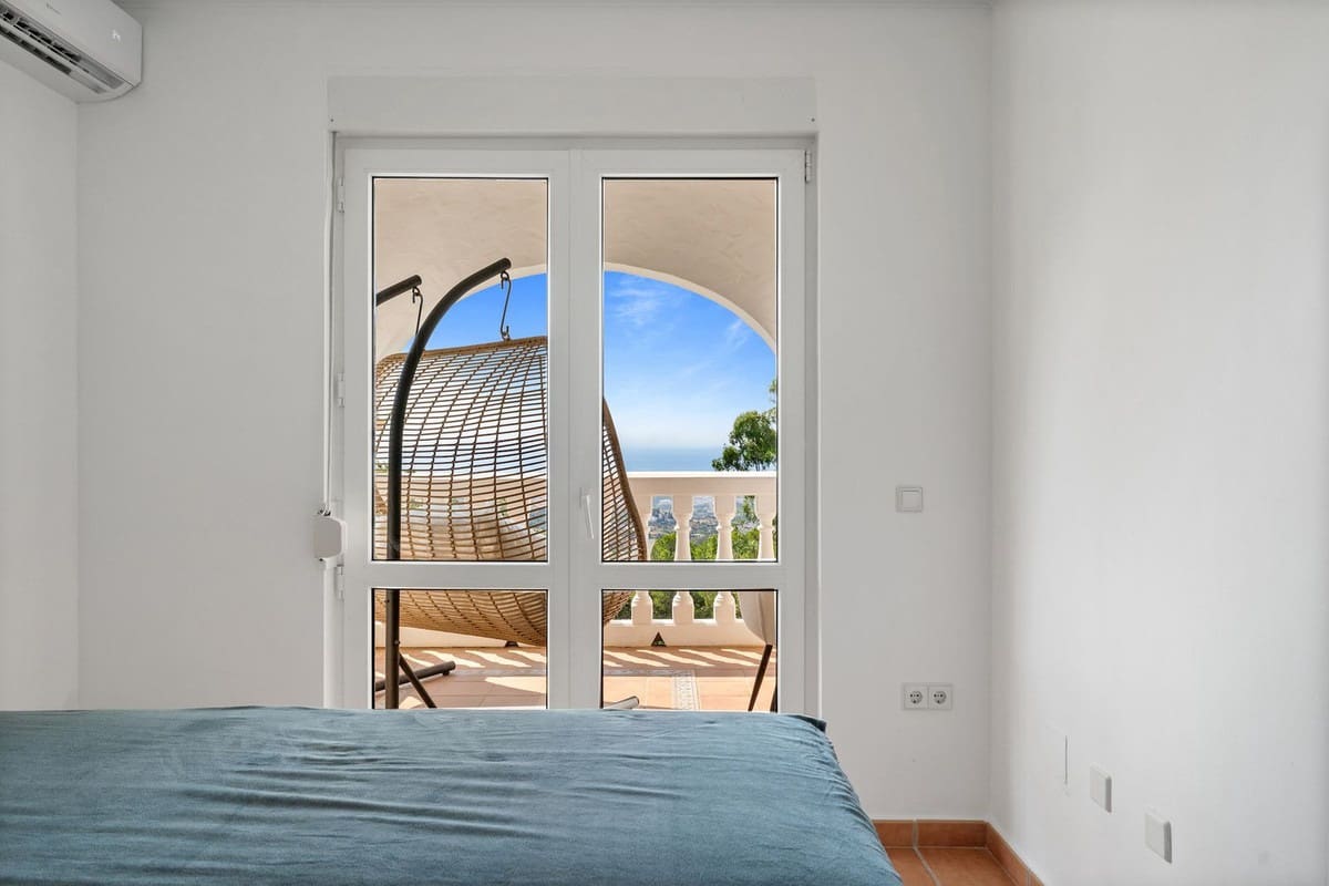 3 soveværelse Byhus til salg i Mijas med swimmingpool - € 470.000 (Ref: 9948311)
