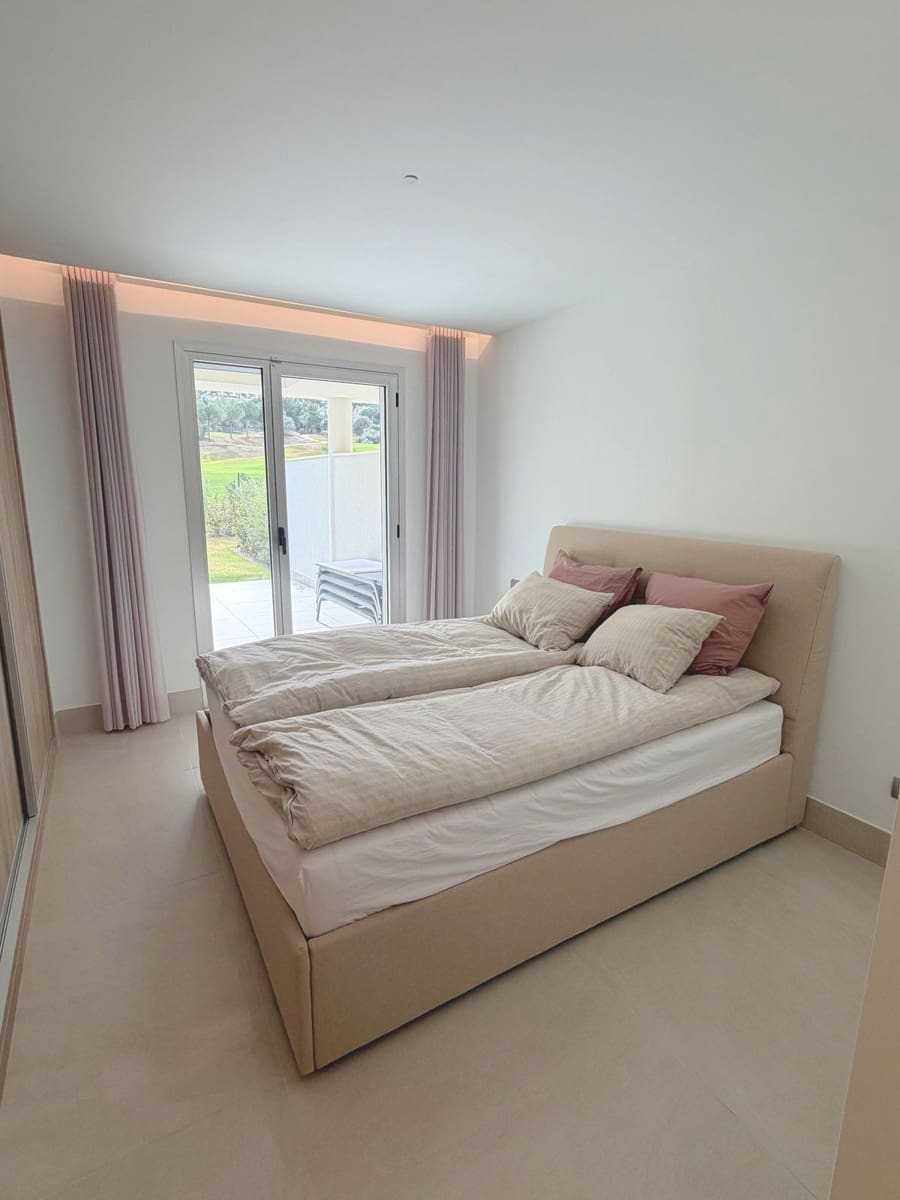 Apartamento de 2 habitaciones en Mijas en venta con piscina garaje - 525.000 € (Ref: 9948625)