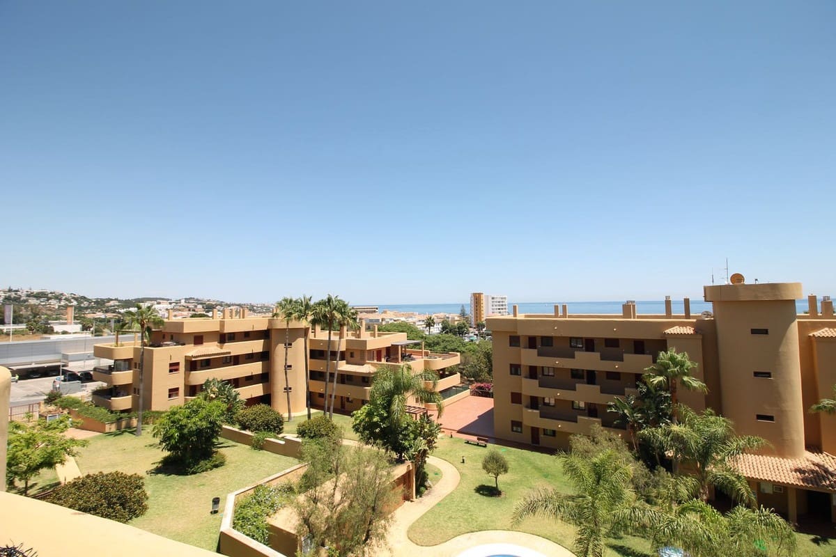 1 soveværelse Penthouse til salg i La Cala de Mijas med swimmingpool garage - € 295.000 (Ref: 9950209)