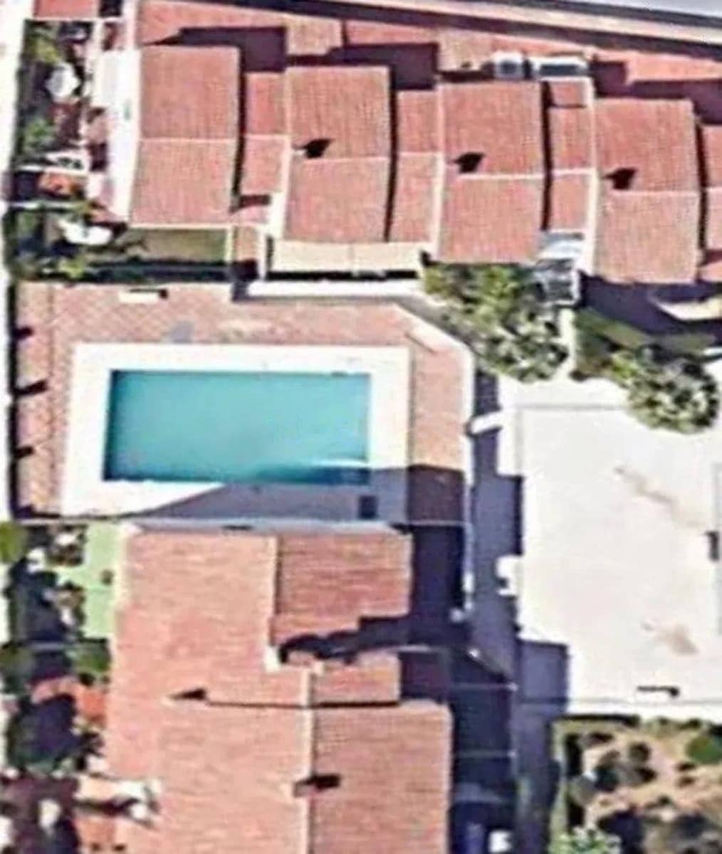 3 soveværelse Byhus til salg i Torremolinos med swimmingpool - € 449.000 (Ref: 9950435)