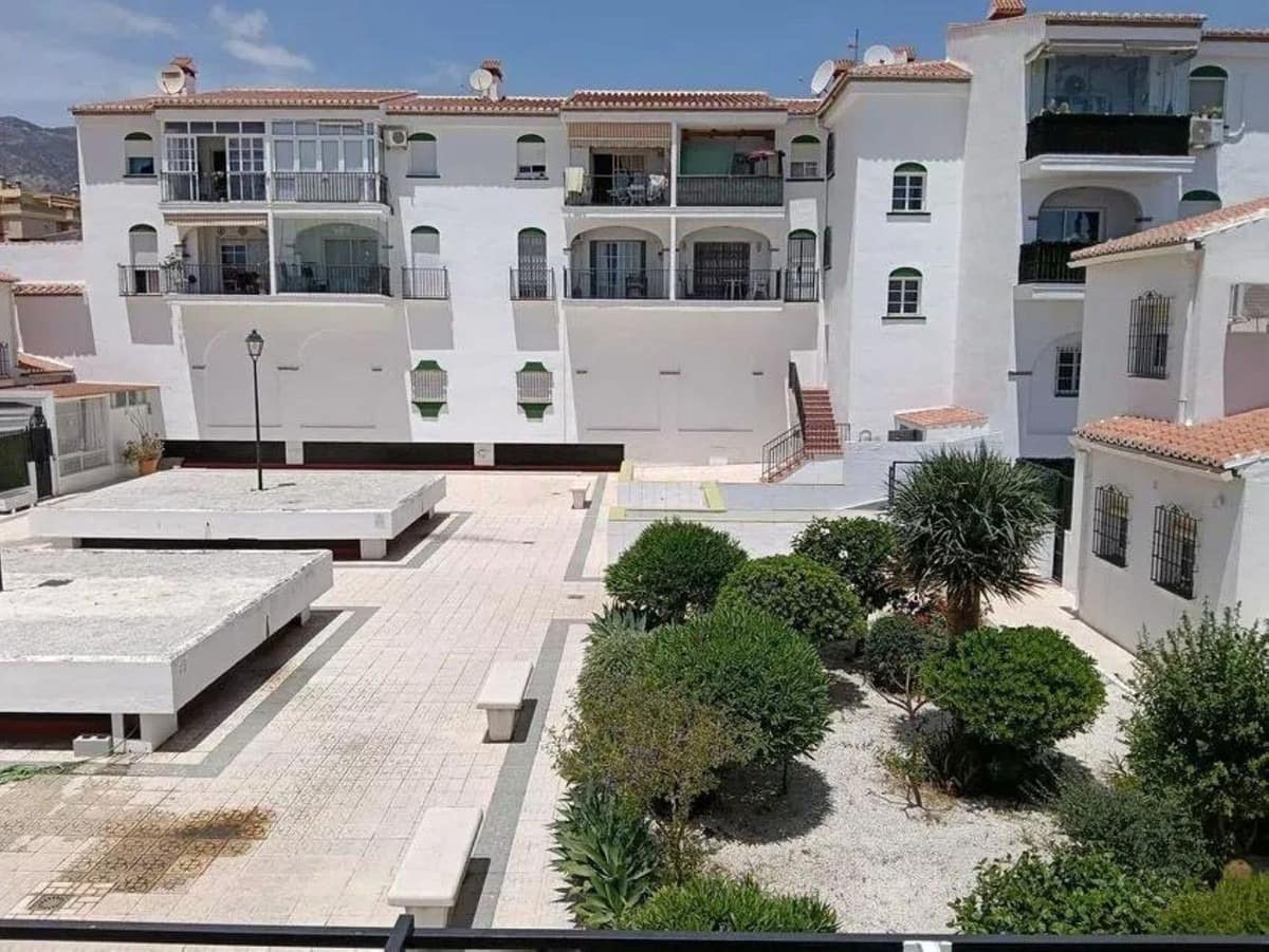 3 soveværelse Byhus til salg i Torremolinos med swimmingpool - € 449.000 (Ref: 9950435)