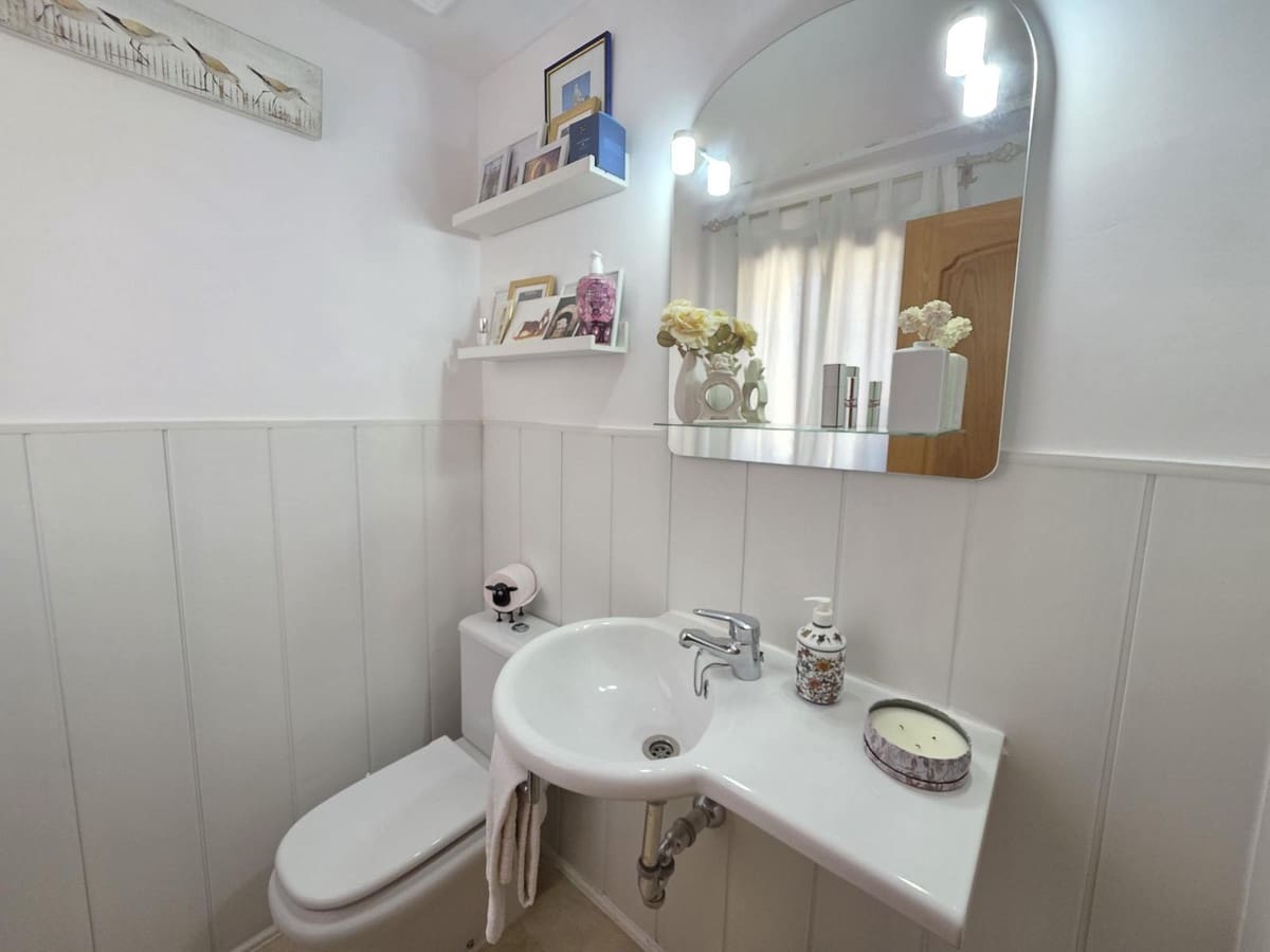 5 sypialnia Dom na sprzedaż w Coin z basenem garażem - 495 950 € (Ref: 9956301)