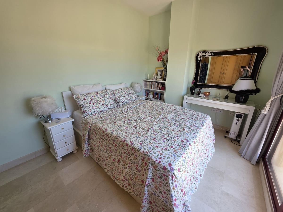 5 sypialnia Dom na sprzedaż w Coin z basenem garażem - 495 950 € (Ref: 9956301)