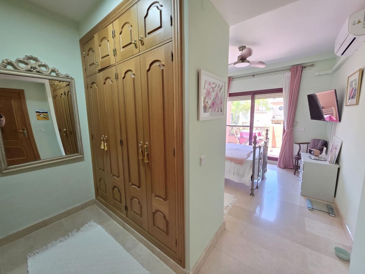 5 sypialnia Dom na sprzedaż w Coin z basenem garażem - 495 950 € (Ref: 9956301)
