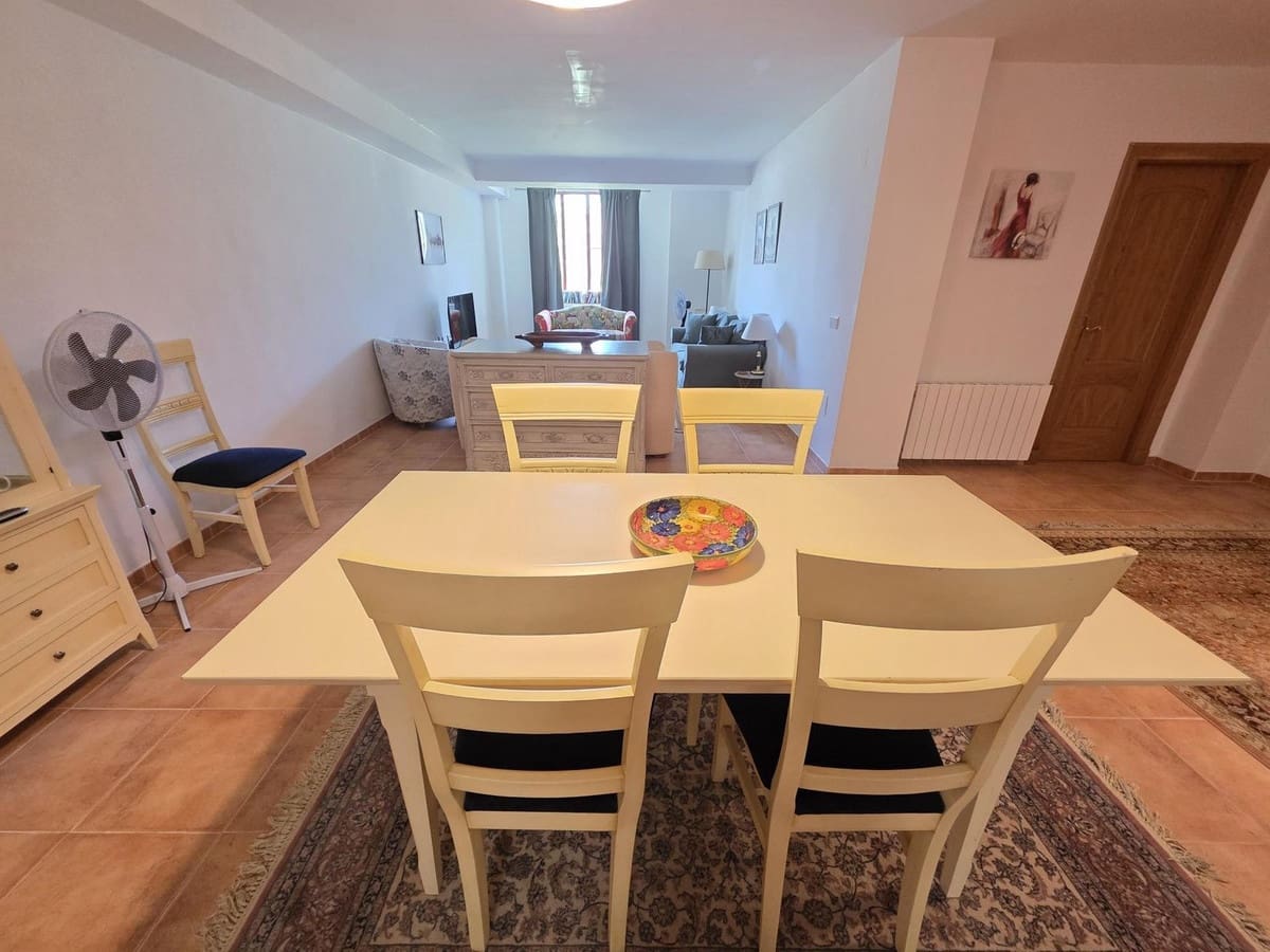 5 sypialnia Dom na sprzedaż w Coin z basenem garażem - 495 950 € (Ref: 9956301)