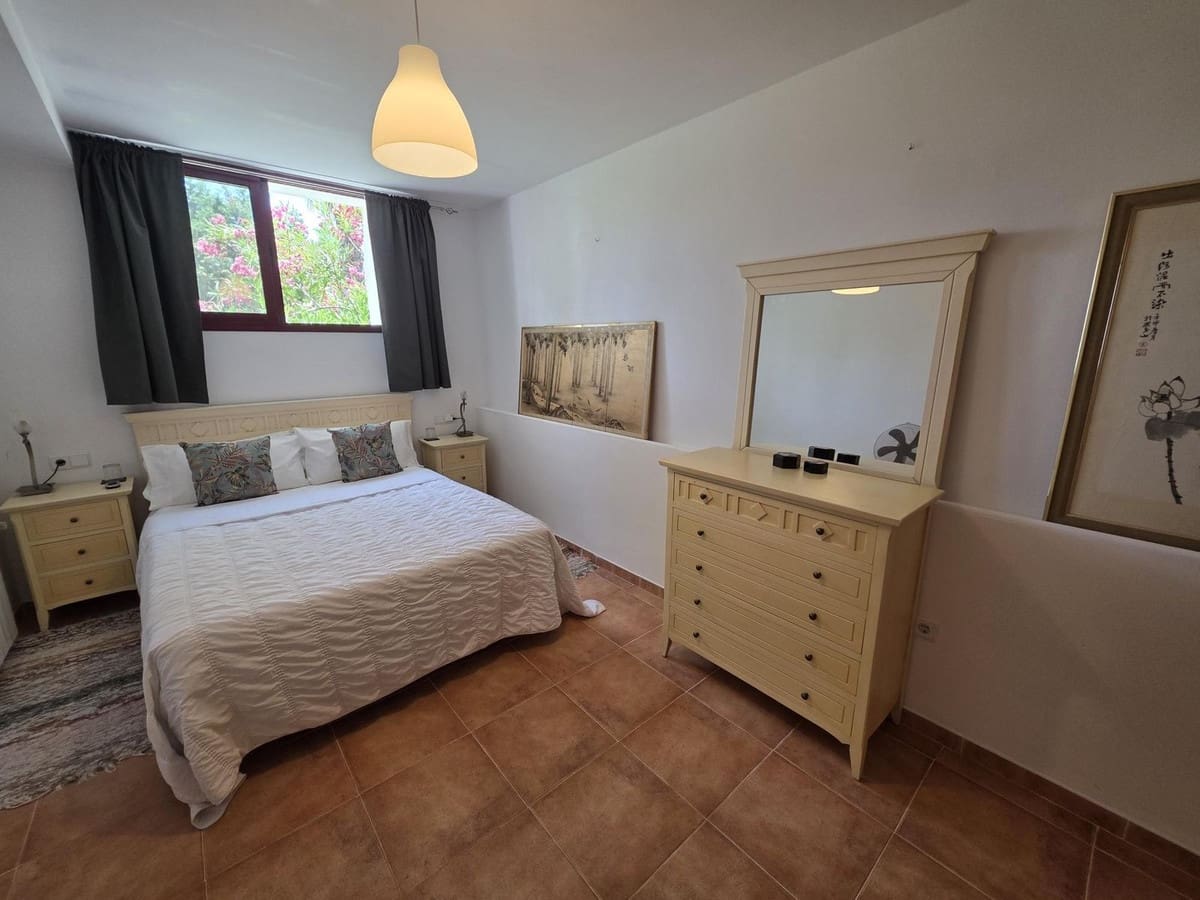 5 sypialnia Dom na sprzedaż w Coin z basenem garażem - 495 950 € (Ref: 9956301)