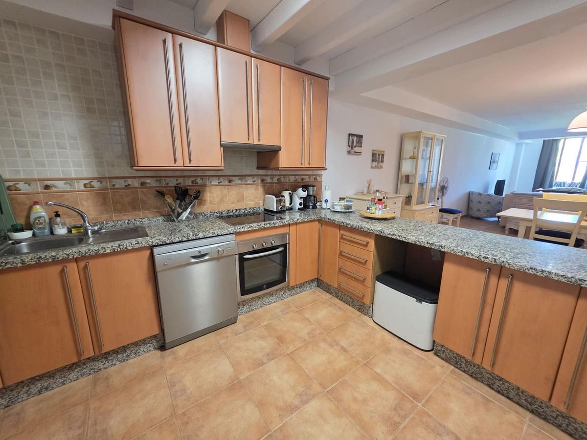 5 sypialnia Dom na sprzedaż w Coin z basenem garażem - 495 950 € (Ref: 9956301)