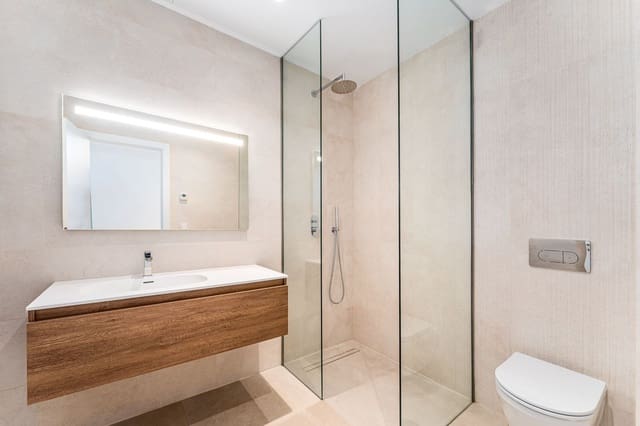 Chalet de 5 habitaciones en Atalaya-Isdabe, Estepona en venta con piscina - 1.950.000 € (Ref: 9968636)
