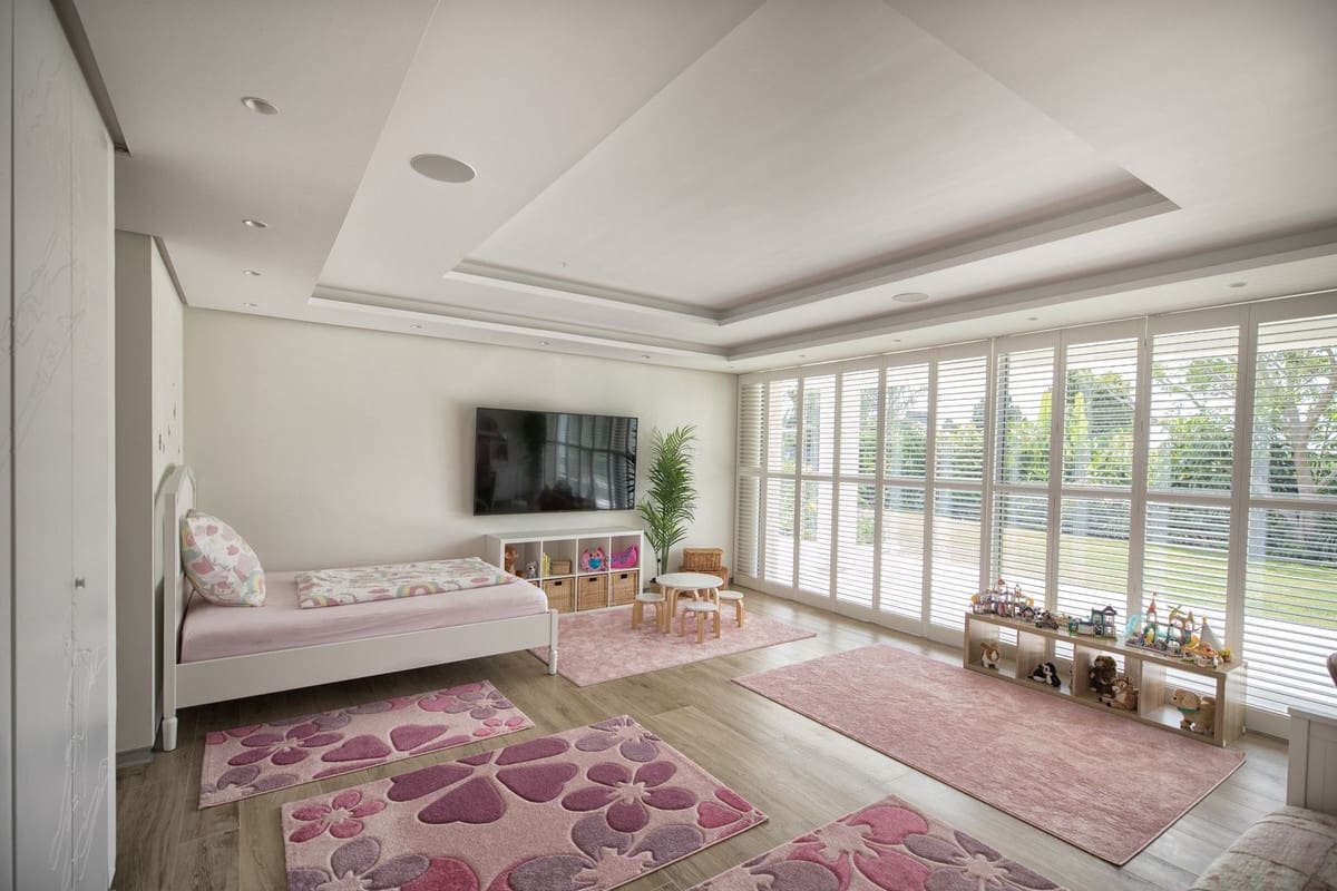 7 sovrum Villa till salu i El Paraiso med pool garage - 15 000 000 € (Ref: 9968639)
