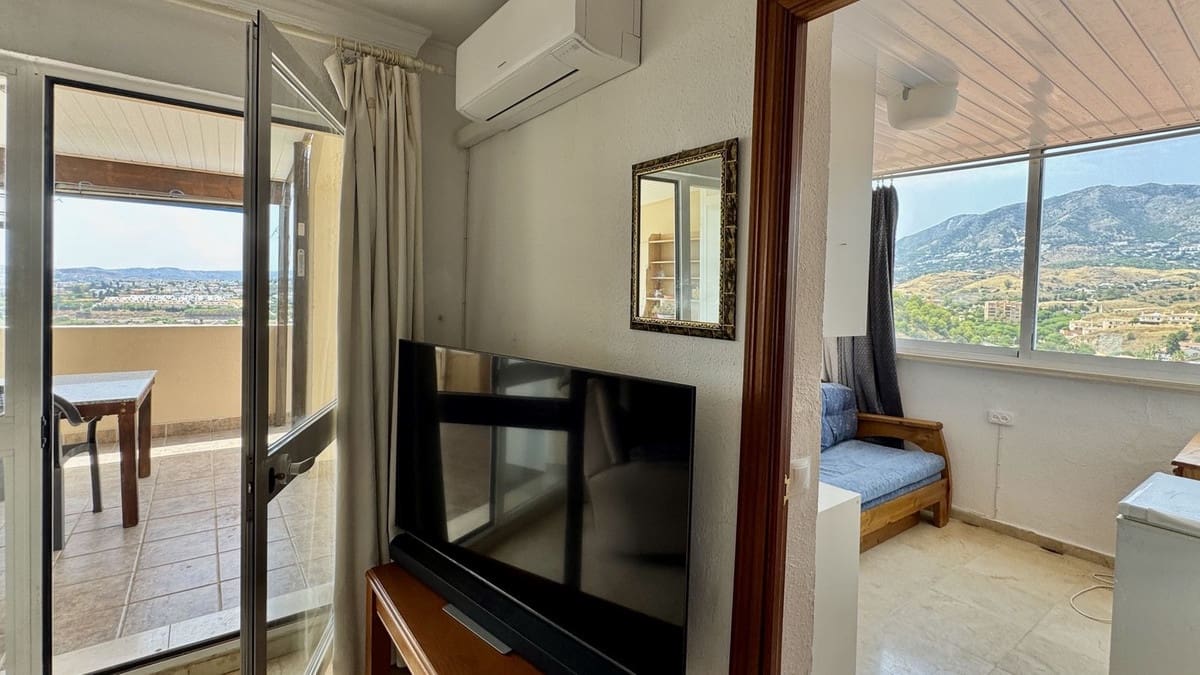 2 soverom Leilighet til salgs i Fuengirola med svømmebasseng - € 395 000 (Ref: 9968640)