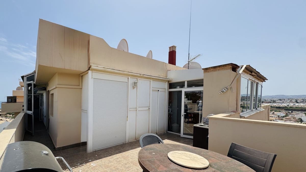 2 soverom Leilighet til salgs i Fuengirola med svømmebasseng - € 395 000 (Ref: 9968640)