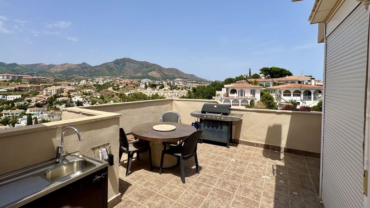 2 soverom Leilighet til salgs i Fuengirola med svømmebasseng - € 395 000 (Ref: 9968640)