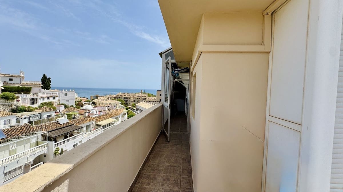 2 soverom Leilighet til salgs i Fuengirola med svømmebasseng - € 395 000 (Ref: 9968640)