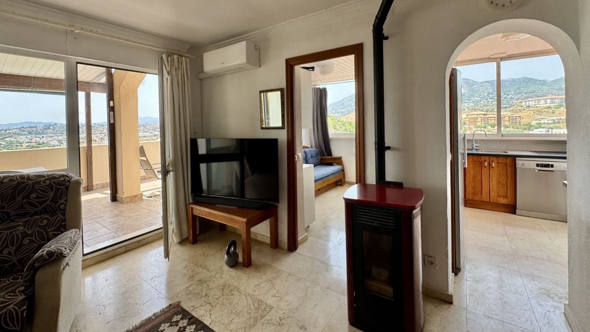 2 soverom Leilighet til salgs i Fuengirola med svømmebasseng - € 395 000 (Ref: 9968640)