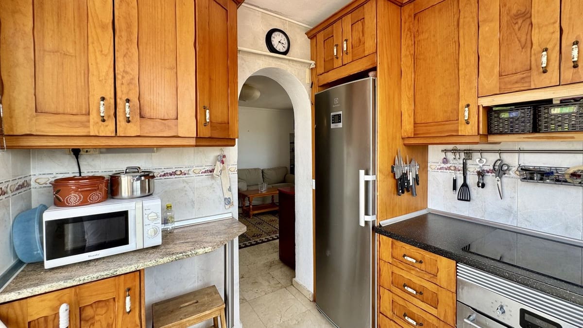 2 soverom Leilighet til salgs i Fuengirola med svømmebasseng - € 395 000 (Ref: 9968640)