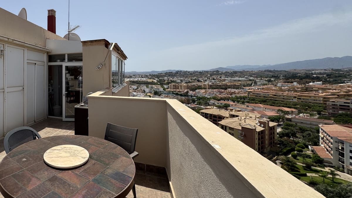2 soverom Leilighet til salgs i Fuengirola med svømmebasseng - € 395 000 (Ref: 9968640)