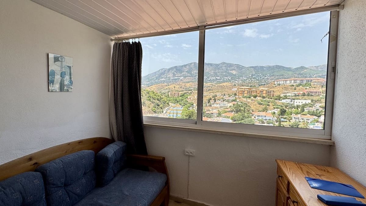 2 soverom Leilighet til salgs i Fuengirola med svømmebasseng - € 395 000 (Ref: 9968640)