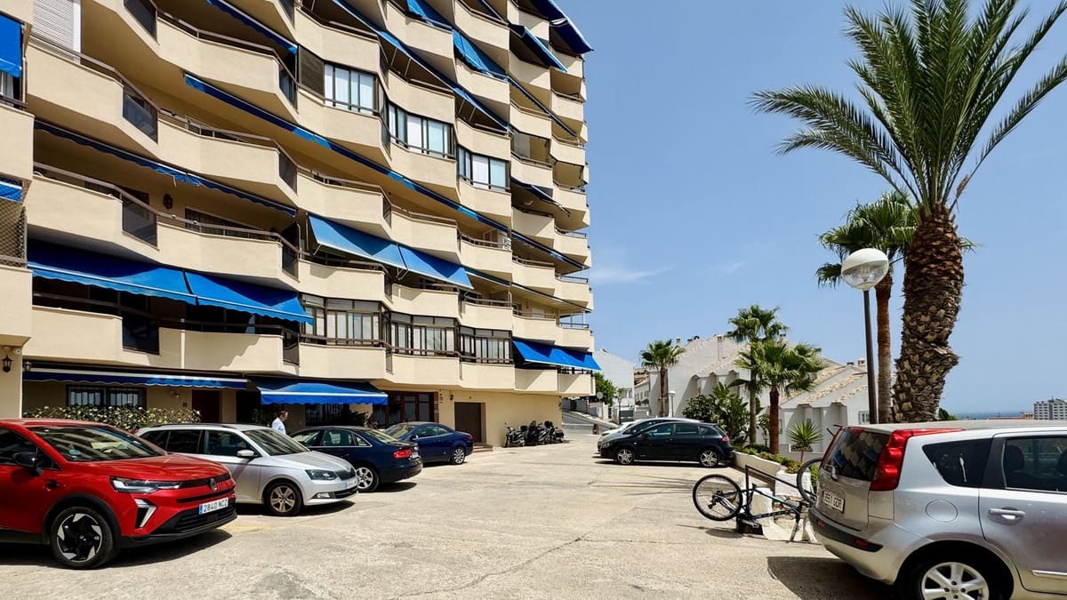 2 soverom Leilighet til salgs i Fuengirola med svømmebasseng - € 395 000 (Ref: 9968640)