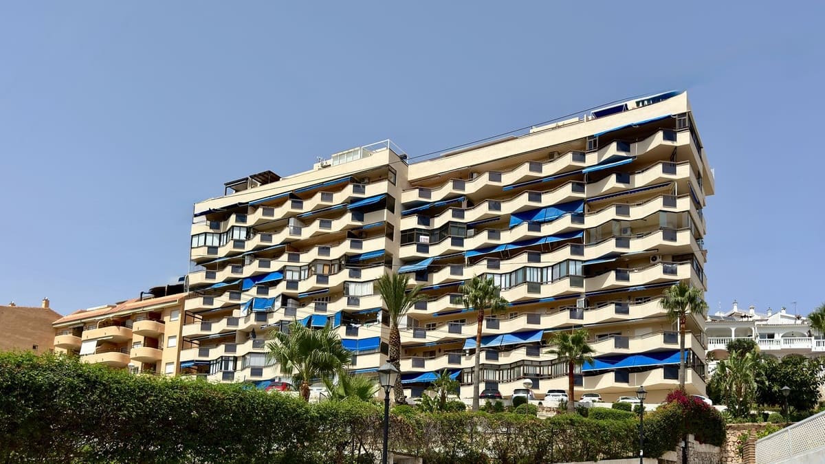 2 soverom Leilighet til salgs i Fuengirola med svømmebasseng - € 395 000 (Ref: 9968640)
