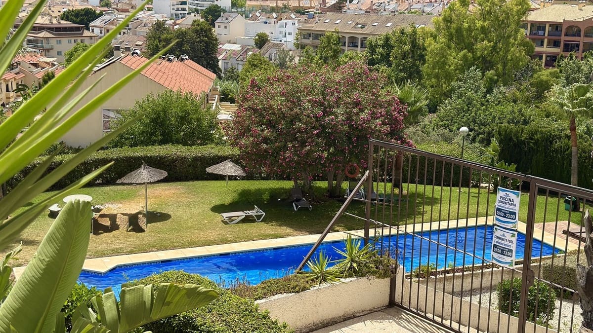 2 soverom Leilighet til salgs i Fuengirola med svømmebasseng - € 395 000 (Ref: 9968640)