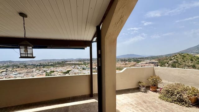 2 soveværelse Lejlighed til salg i Fuengirola med swimmingpool - € 395.000 (Ref: 9968640)
