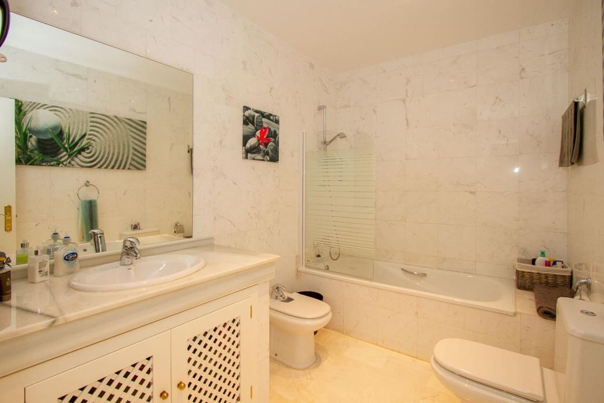 2 chambre Appartement à vendre à La Mairena avec piscine - 369 000 € (Ref: 9968641)