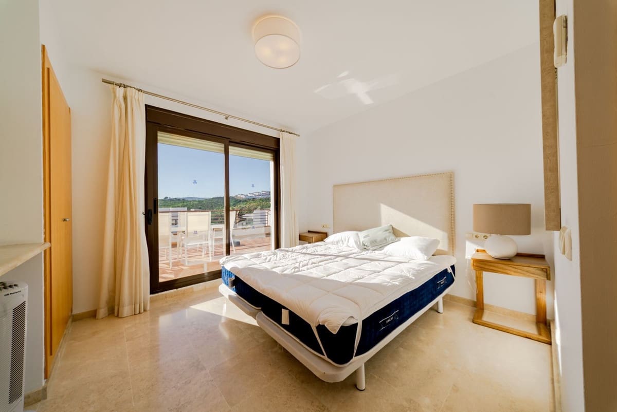 3 soveværelse Lejlighed til salg i Bahia de Casares med swimmingpool garage - € 539.950 (Ref: 9971792)