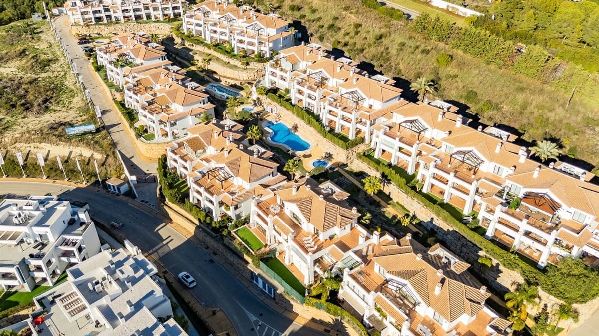 3 soveværelse Lejlighed til salg i Bahia de Casares med swimmingpool garage - € 539.950 (Ref: 9971792)