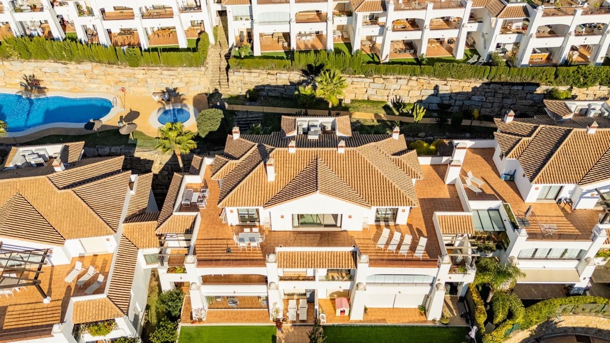 3 soveværelse Lejlighed til salg i Bahia de Casares med swimmingpool garage - € 539.950 (Ref: 9971792)