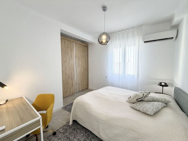 2 soveværelse Lejlighed til salg i Fuengirola - € 315.000 (Ref: 9971795)