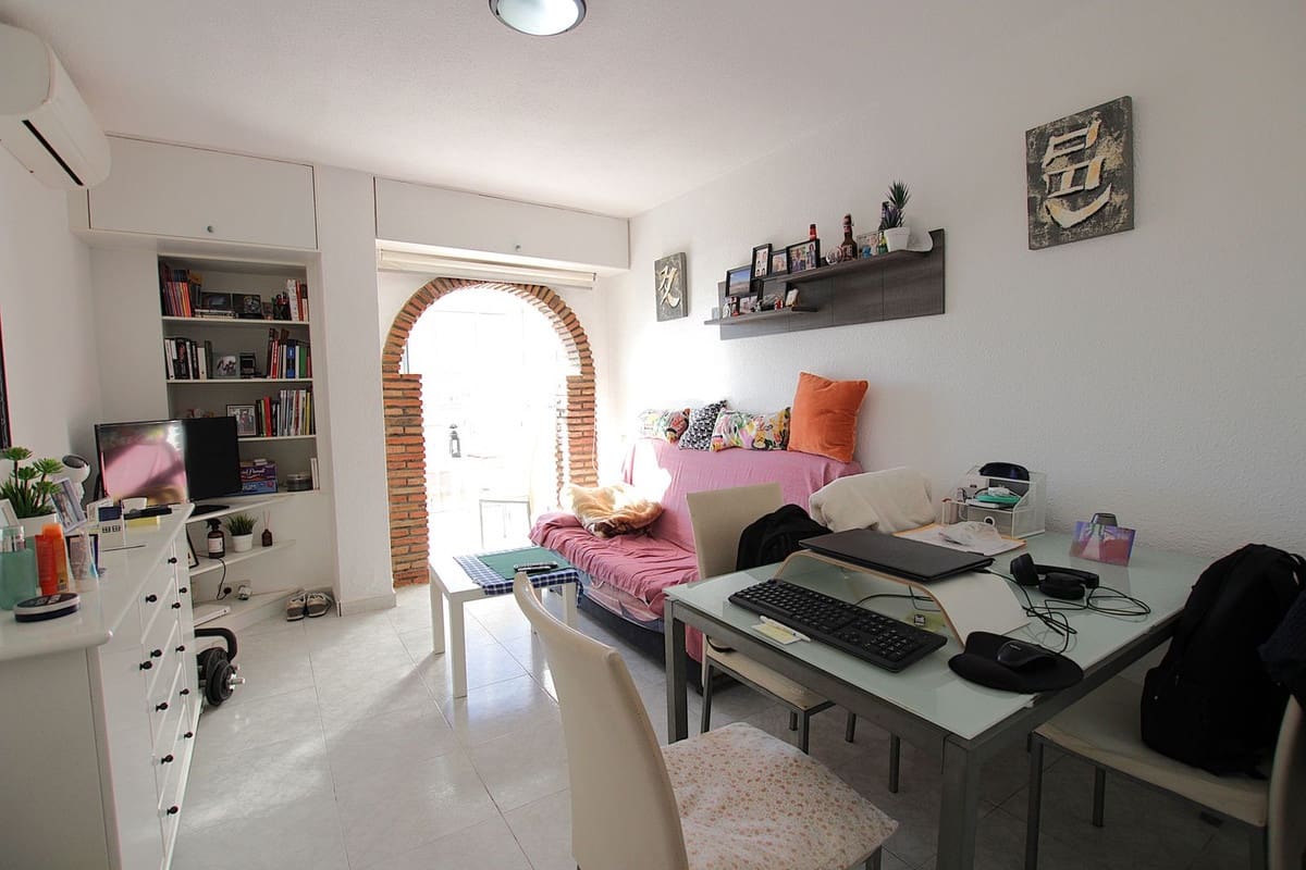 1 soveværelse Lejlighed til salg i Arroyo de la Miel med swimmingpool - € 219.900 (Ref: 9971796)