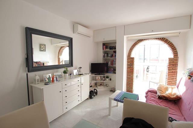 1 slaapkamer Appartement te koop in Arroyo de la Miel, Benalmádena met zwembad - € 219.900 (Ref: 9971796)