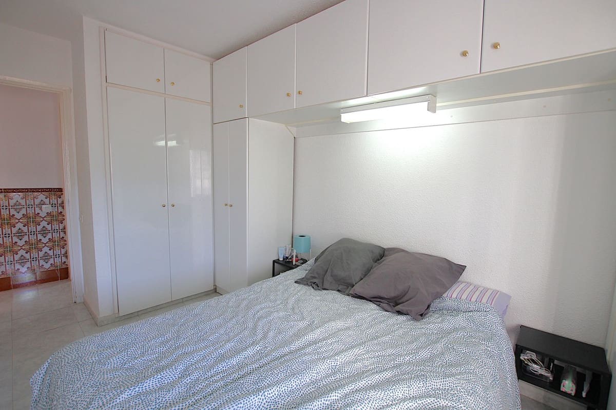 1 soveværelse Lejlighed til salg i Arroyo de la Miel med swimmingpool - € 219.900 (Ref: 9971796)