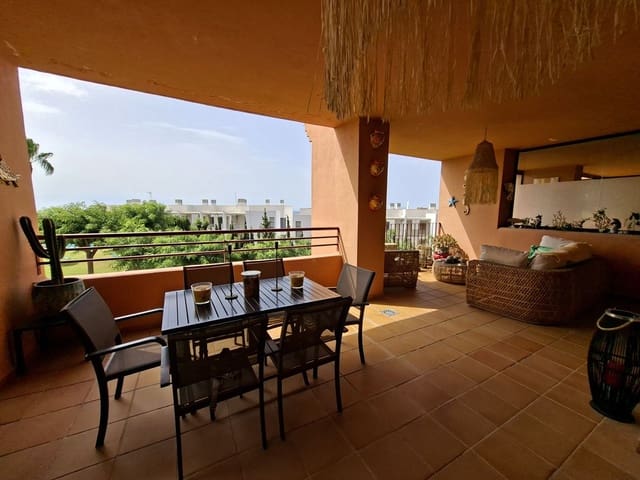 2 soveværelse Lejlighed til salg i La Duquesa / Puerto de la Duquesa, Manilva med swimmingpool garage - € 325.000 (Ref: 9971798)