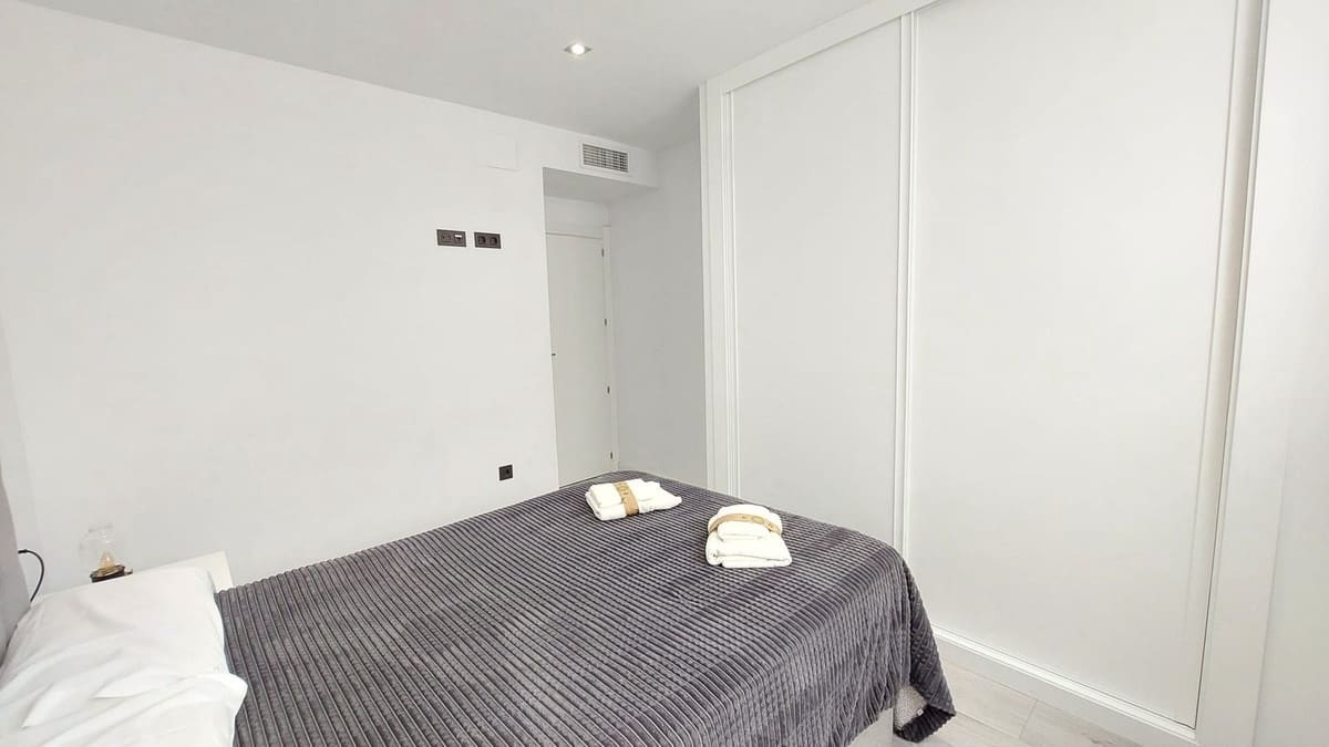 Apartamento de 1 habitación en Fuengirola en venta - 285.000 € (Ref: 9971801)