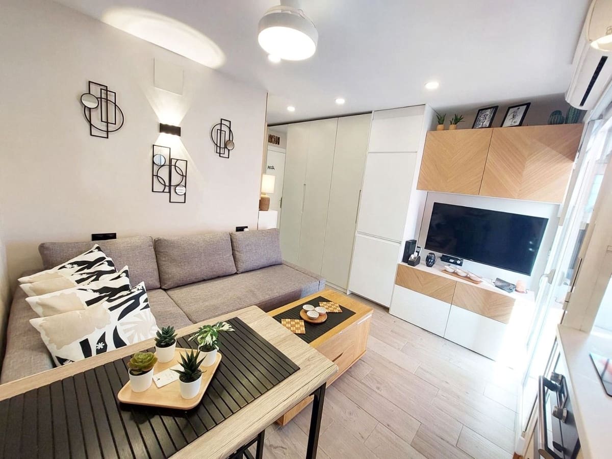 Apartamento de 1 habitación en Benalmadena Costa en venta con piscina - 198.000 € (Ref: 9971802)