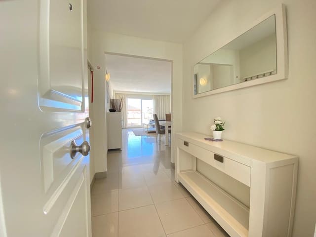 2 bedroom Apartment for sale in Atalaya-Isdabe, Estepona with pool - € 410,000 (Ref: 9971807)