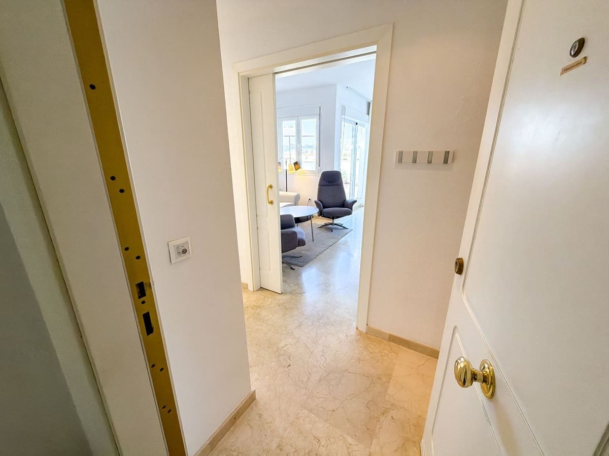 2 soverom Leilighet til salgs i Mijas Golf med svømmebasseng garasje - € 349 000 (Ref: 9971813)