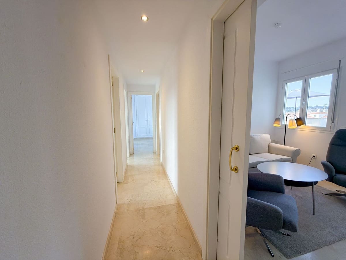 2 soverom Leilighet til salgs i Mijas Golf med svømmebasseng garasje - € 349 000 (Ref: 9971813)