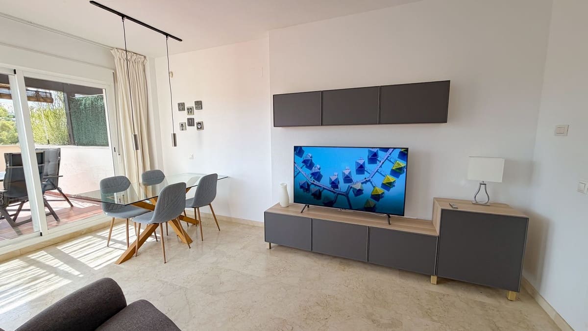 2 soverom Leilighet til salgs i Mijas Golf med svømmebasseng garasje - € 349 000 (Ref: 9971813)