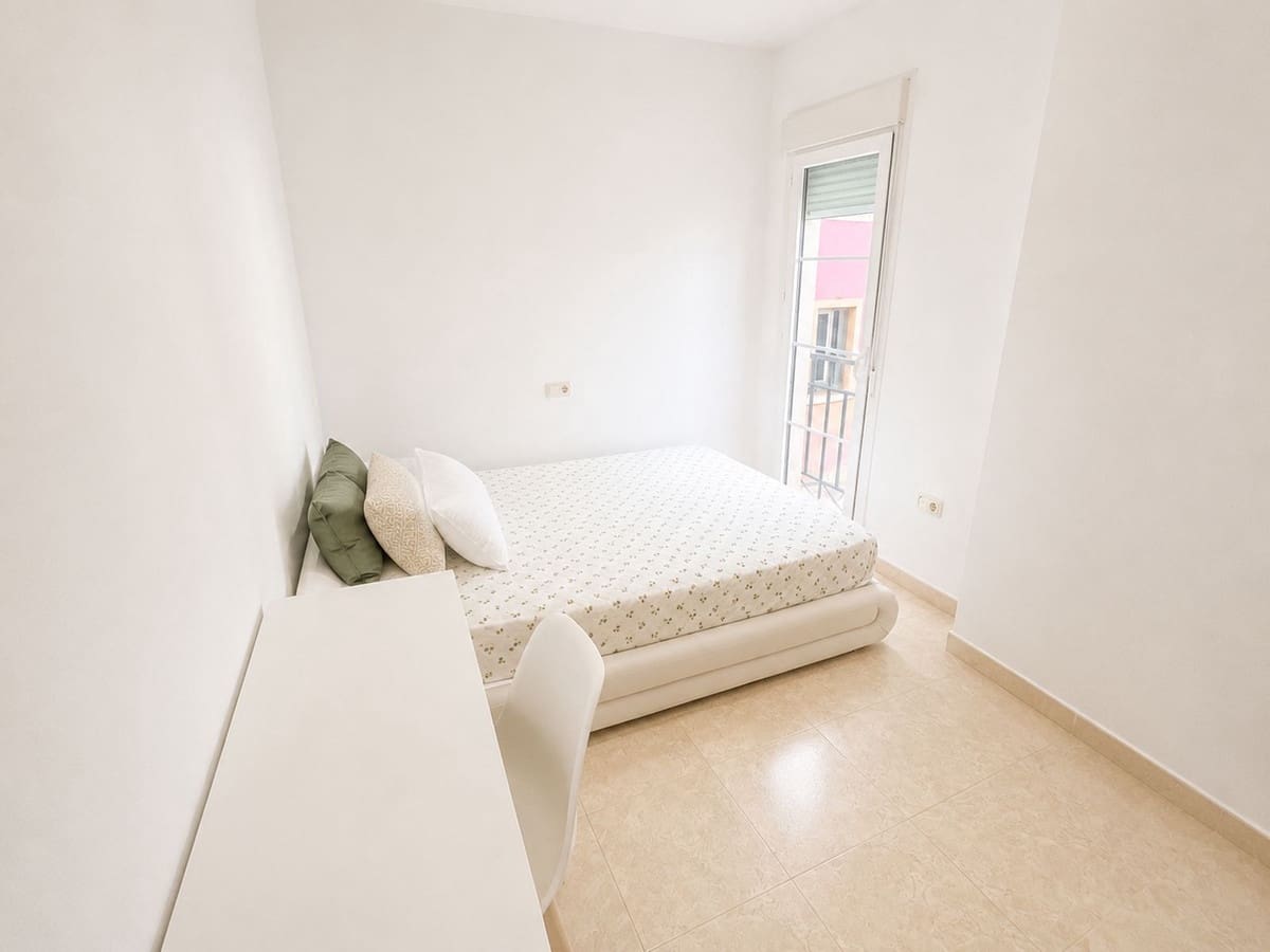 2 bedroom Apartment for sale in Guaro with pool - € 215,000 (Ref: 9971815)