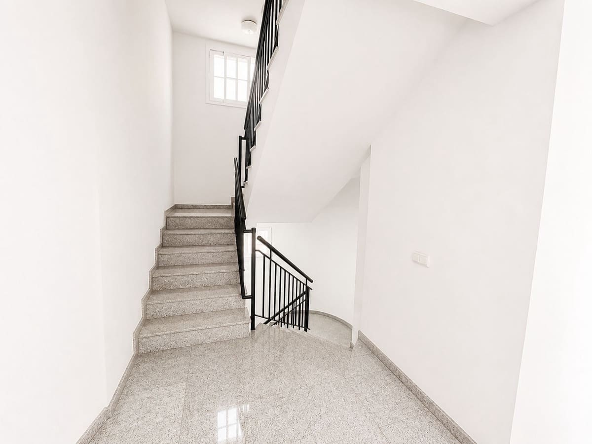 2 bedroom Apartment for sale in Guaro with pool - € 215,000 (Ref: 9971815)