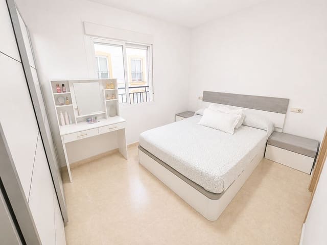 2 bedroom Apartment for sale in Guaro with pool - € 215,000 (Ref: 9971815)