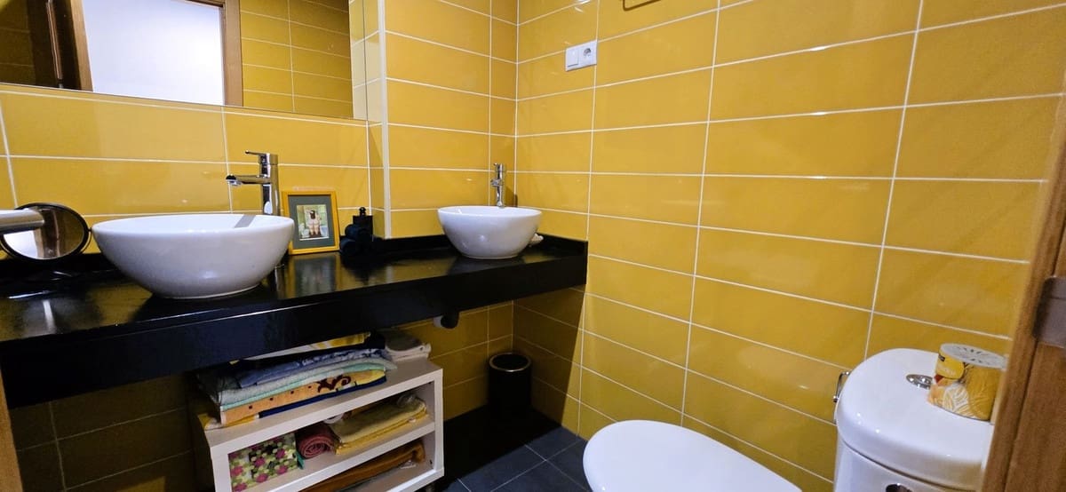 2 bedroom Apartment for sale in Riviera del Sol with pool garage - € 325,000 (Ref: 9971816)
